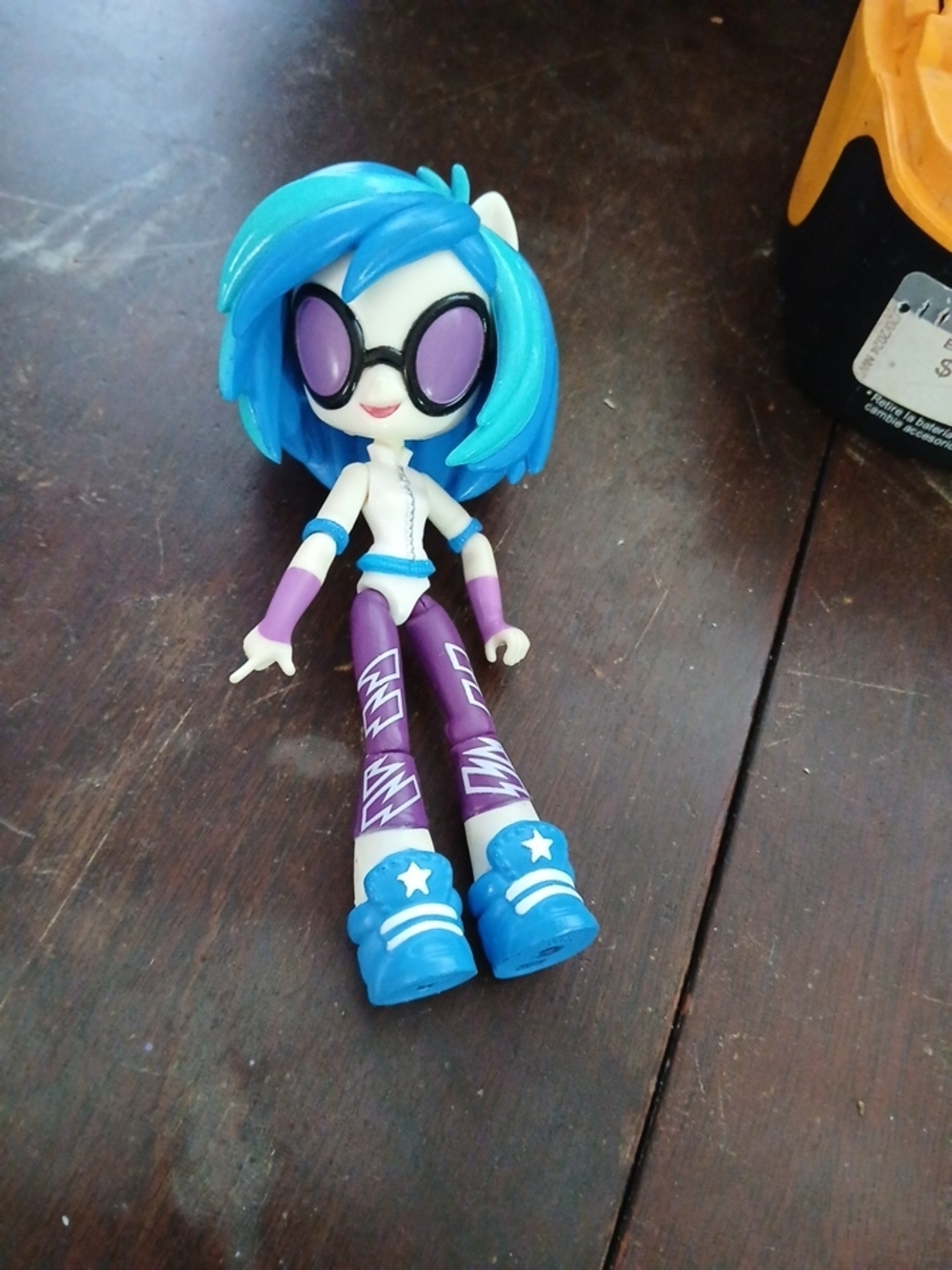 Hasbro Blue Teal Purple Dj Pon Esquestria Girls  Vinyl Fashion Doll Figure